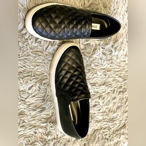 Steve Madden Slip Ons